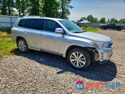 Czwarte zdjęcie samochodu z boku: 2013 TOYOTA HIGHLANDER HYBRID LIMITED VIN:JTEDC3EH5D2012238 - miniatura