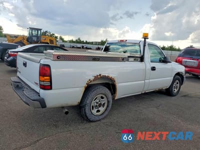 Trzecie zdjęcie samochodu z tyłu: 2004 GMC NEW SIERRA C1500 VIN:1GTEC14X44Z284924 - miniatura