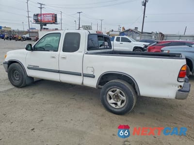 Drugie zdjęcie samochodu z przodu: 2002 TOYOTA TUNDRA SR5 V8 VIN:5TBRT341X2S280490 - miniatura