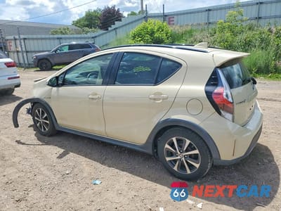 Drugie zdjęcie samochodu z przodu: 2018 TOYOTA PRIUS C TWO VIN:JTDKDTB3XJ1599538 - miniatura