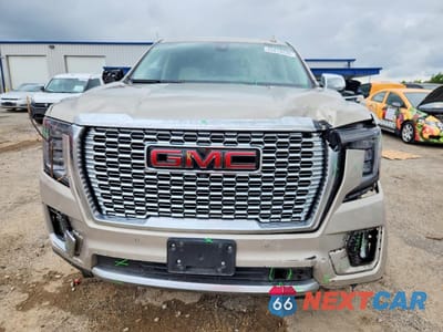 Piąte zdjęcie samochodu w środku: 2021 GMC YUKON DENALI VIN:1GKS2DKLXMR206305 - miniatura