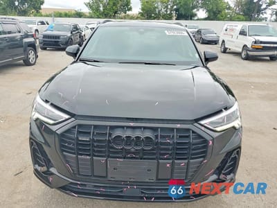 Piąte zdjęcie samochodu w środku: 2024 AUDI Q3 PREMIUM PLUS S LINE 45 VIN:WA1EECF33R1121049 - miniatura