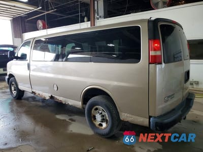 Drugie zdjęcie samochodu z przodu: 2008 CHEVROLET EXPRESS G3500 VIN:1GAHG39K581109119 - miniatura