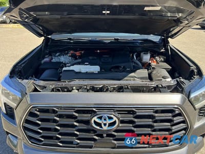 Zdjęcie 8 z 11 samochodu: 2023 TOYOTA SEQUOIA CAPSTONE VIN:7SVAAAAA8PX002228 - miniatura