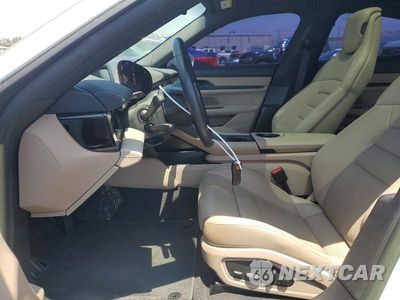 Zdjęcie 7 z 12 samochodu: 2023 PORSCHE TAYCAN VIN:WP0AA2Y12PSA13554 - miniatura