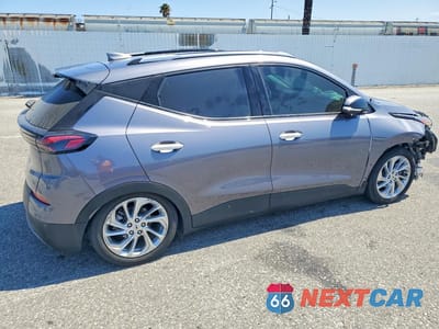 Trzecie zdjęcie samochodu z tyłu: 2022 CHEVROLET BOLT EUV LT VIN:1G1FY6S09N4115739 - miniatura