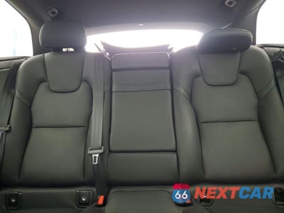 Zdjęcie 10 z 13 samochodu: 2020 VOLVO XC60 T5 MOMENTUM VIN:YV4102RK8L1561773 - miniatura
