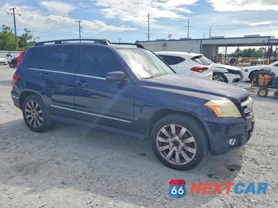 Czwarte zdjęcie samochodu z boku: 2010 MERCEDES-BENZ GLK 350 4MATIC VIN:WDCGG8HB5AF411837 - miniatura