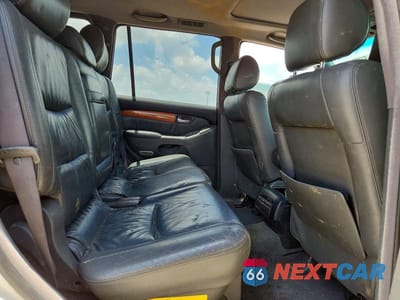 Zdjęcie 11 z 13 samochodu: 2004 LEXUS GX 470 VIN:JTJBT20X140057982 - miniatura