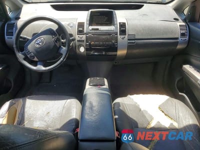 Zdjęcie 8 z 13 samochodu: 2006 TOYOTA PRIUS BASE VIN:JTDKB20U667064268 - miniatura