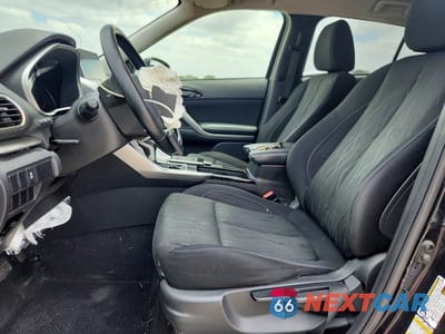 Zdjęcie 7 z 14 samochodu: 2019 MITSUBISHI ECLIPSE CROSS SE VIN:JA4AT5AAXKZ003836 - miniatura