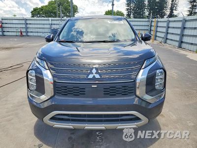 Piąte zdjęcie samochodu w środku: 2023 MITSUBISHI OUTLANDER SE VIN:JA4J3UA87PZ016784 - miniatura