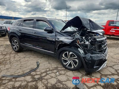Czwarte zdjęcie samochodu z boku: 2020 VOLKSWAGEN ATLAS CROSS SPORT SEL PREMIUM VIN:1V2NE2CA8LC216350 - miniatura