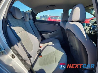 Zdjęcie 10 z 12 samochodu: 2017 HYUNDAI ACCENT SE VIN:KMHCT4AE0HU318609 - miniatura
