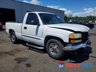 Czwarte zdjęcie samochodu z boku: 2003 GMC NEW SIERRA C1500 VIN:1GTEC14T93Z360648 - miniatura