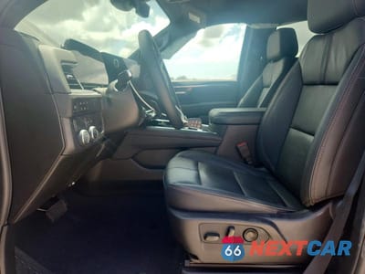 Zdjęcie 7 z 13 samochodu: 2026 CHEVROLET SUBURBAN C1500 RST VIN:1GNS5EKD4TR137585 - miniatura