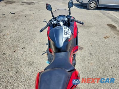 Zdjęcie 6 z 8 samochodu: 2025 KAWASAKI EX500 VIN:ML5EXGG13SDA62042 - miniatura