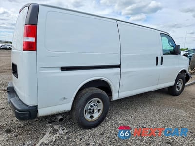 Trzecie zdjęcie samochodu z tyłu: 2021 CHEVROLET EXPRESS G3500 VIN:1GCZGGFP2M1312207 - miniatura