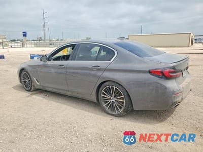 Drugie zdjęcie samochodu z przodu: 2022 BMW 530E VIN:WBA13AG01NCJ60527 - miniatura