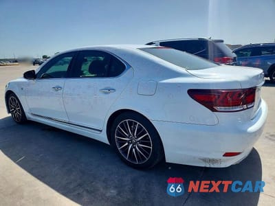 Drugie zdjęcie samochodu z przodu: 2013 LEXUS LS 460 VIN:JTHCL5EF4D5015932 - miniatura