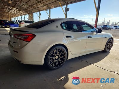 Trzecie zdjęcie samochodu z tyłu: 2015 MASERATI GHIBLI VIN:ZAM57XSA9F1159209 - miniatura
