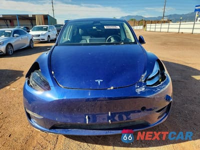 Piąte zdjęcie samochodu w środku: 2022 TESLA MODEL Y VIN:7SAYGDEE3NA011075 - miniatura