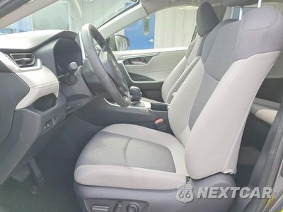 Zdjęcie 7 z 13 samochodu: 2025 TOYOTA RAV4 HYBRID XLE VIN:JTMRWRFV4SD602019 - miniatura