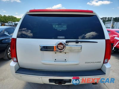 Zdjęcie 6 z 13 samochodu: 2008 CADILLAC ESCALADE ESV VIN:1GYFK66868R240787 - miniatura