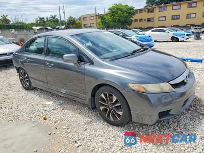 Czwarte zdjęcie samochodu z boku: 2010 HONDA CIVIC LX VIN:2HGFA1F53AH565423 - miniatura