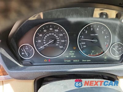 Zdjęcie 9 z 12 samochodu: 2014 BMW 328 XI VIN:WBA3B3C52EJ980765 - miniatura