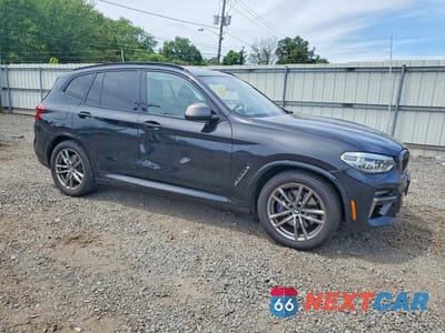 Czwarte zdjęcie samochodu z boku: 2020 BMW X3 XDRIVEM40I VIN:5UXTY9C00L9D23049 - miniatura