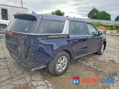 Trzecie zdjęcie samochodu z tyłu: 2023 KIA CARNIVAL LX VIN:KNDNB4H3XP6241514 - miniatura
