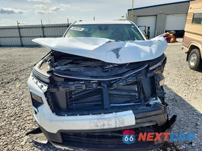 Piąte zdjęcie samochodu w środku: 2025 CHEVROLET TRAVERSE VIN:1GNEVGRS4SJ133157 - miniatura