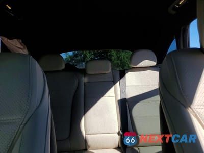 Zdjęcie 10 z 13 samochodu: 2023 MERCEDES-BENZ GLC 300 VIN:W1NKM4GB4PF026340 - miniatura