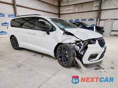 Czwarte zdjęcie samochodu z boku: 2025 CHRYSLER PACIFICA LIMITED VIN:2C4RC1GG9SR552564 - miniatura