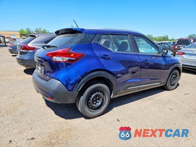 Trzecie zdjęcie samochodu z tyłu: 2020 NISSAN KICKS SR VIN:3N1CP5DVXLL548660 - miniatura