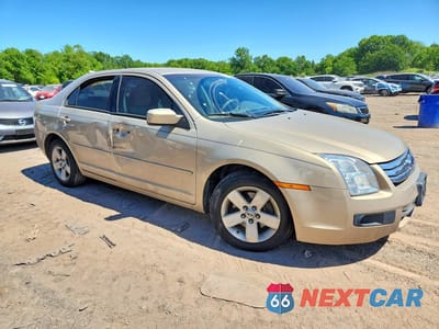 Czwarte zdjęcie samochodu z boku: 2008 FORD FUSION SE VIN:3FAHP07Z68R103931 - miniatura