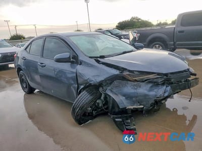Czwarte zdjęcie samochodu z boku: 2018 TOYOTA COROLLA LE VIN:5YFBURHE0JP800547 - miniatura