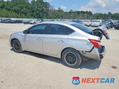 Drugie zdjęcie samochodu z przodu: 2018 NISSAN SENTRA S VIN:3N1AB7AP8JY336959 - miniatura