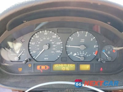 Zdjęcie 9 z 12 samochodu: 2004 BMW 325 CI VIN:WBABW33484PL32978 - miniatura