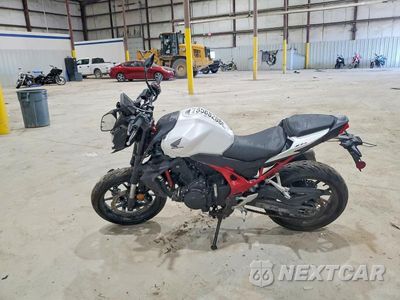 Trzecie zdjęcie samochodu z tyłu: 2025 HONDA CB750 A VIN:JH2RH2407SK001666 - miniatura