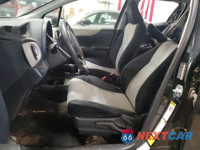 Zdjęcie 7 z 12 samochodu: 2013 TOYOTA YARIS 5-DOOR LE VIN:JTDKTUD38DD554283 - miniatura