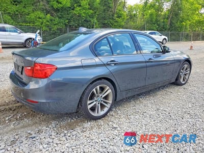 Trzecie zdjęcie samochodu z tyłu: 2015 BMW 328 XI VIN:WBA3B3G58FNT17088 - miniatura