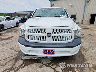 Piąte zdjęcie samochodu w środku: 2017 RAM 1500 ST VIN:1C6RR6FT8HS736208 - miniatura