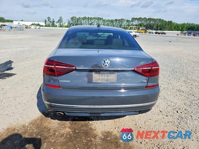 Zdjęcie 6 z 12 samochodu: 2017 VOLKSWAGEN PASSAT R-LINE VIN:1VWDT7A39HC083848 - miniatura