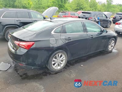 Trzecie zdjęcie samochodu z tyłu: 2020 CHEVROLET MALIBU LT VIN:1G1ZD5ST6LF022899 - miniatura
