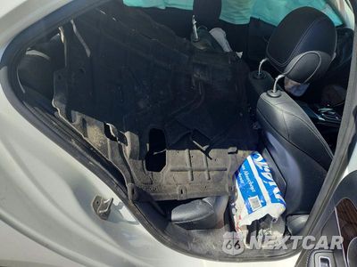 Zdjęcie 10 z 13 samochodu: 2016 MERCEDES-BENZ C 300 4MATIC VIN:55SWF4KB8GU171085 - miniatura