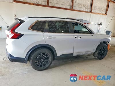 Trzecie zdjęcie samochodu z tyłu: 2024 HONDA CR-V SPORT VIN:7FARS6H5XRE077210 - miniatura