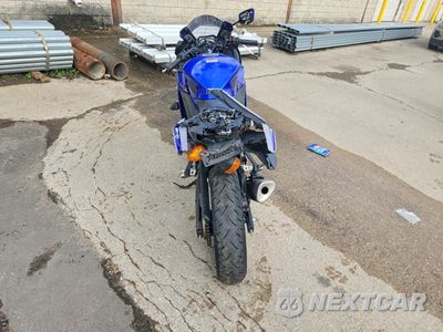 Czwarte zdjęcie samochodu z boku: 2021 YAMAHA YZFR3 A VIN:MH3RH18Y9MK005516 - miniatura