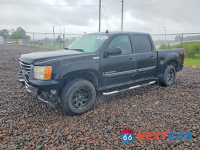 2008 GMC SIERRA K1500 2GTEK13M681235894 - główne zdjęcie licytacji z USA - miniatura